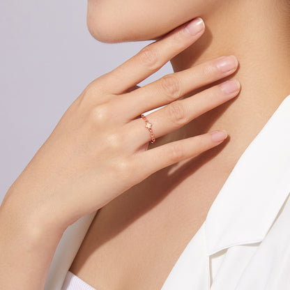 Bague trèfle de luxe en or rose 18 carats pour femme, largeur 4,5 mm, design uni, cadeau idéal pour une petite amie