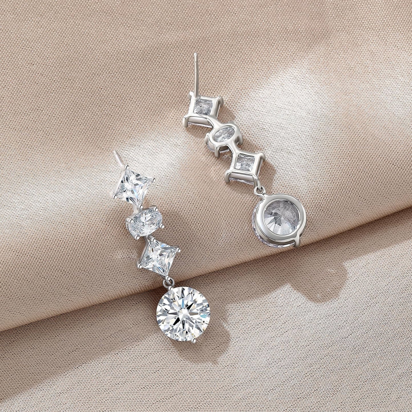 SUNFEEL 14K White Gold Plated Sterling Silver Cubic Zirconia Drop Dangle Earrings For Women, Wedding Earrings For Brides Bridesmaid, Bridal Jewelry Gift For Prom Birthday Anniversary